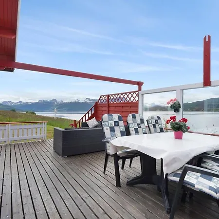 Andorja En Idyllisk Perle Naer Lofoten Holiday home *